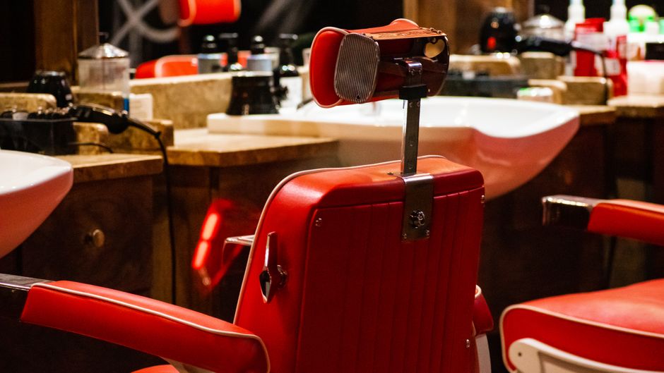 Scaune de Piele — TOP BARBER București
