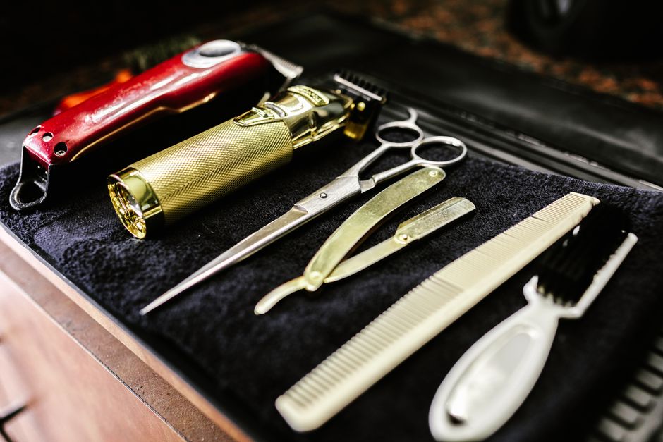 Unelte de Precizie — TOP BARBER București